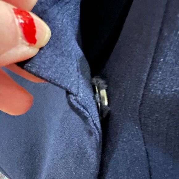 Bob Mackie size 10 deep navy blazer with shoulder pads - Picture 4 of 6